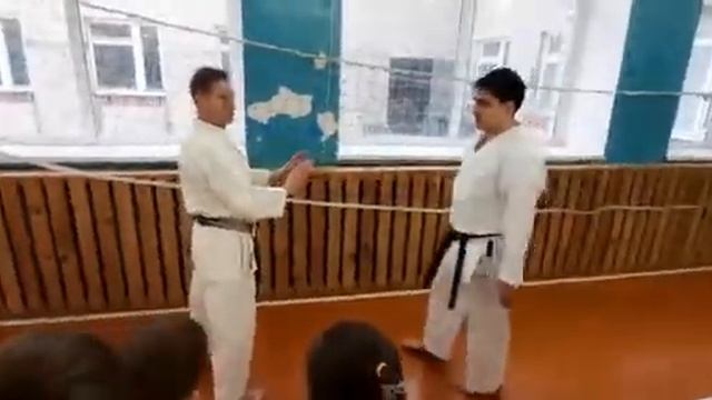 Размышление о блоке в каратэ-кумитэ смотреть онлайн