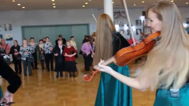 Струнный квартет "Музыка Невы" Инструментальное Шоу смотреть онлайн