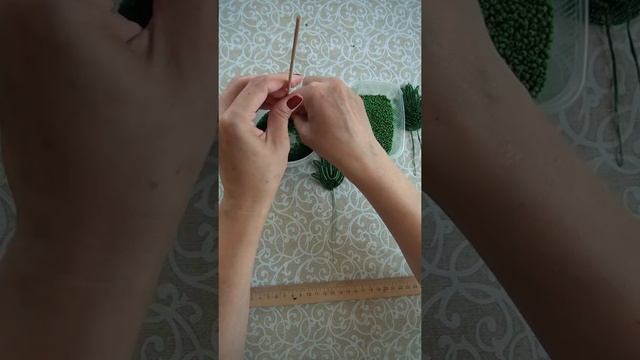 Маки из бисера мастер-класс. Beaded poppies master class. смотреть онлайн