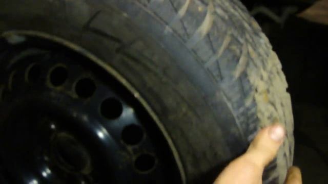 Замена летней резины на зимнюю своими руками в гараже!Replace Summer To Winter Resiny!