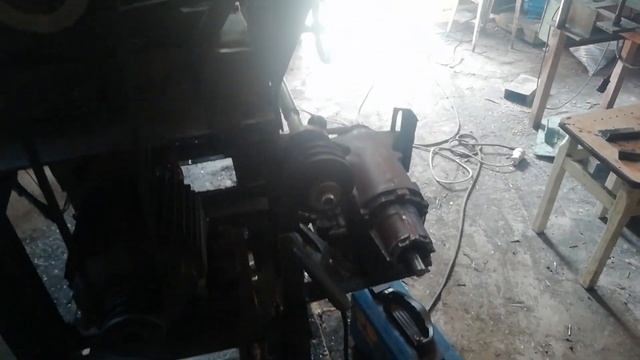 Продолжаю постройку токарного станка. смотреть онлайн