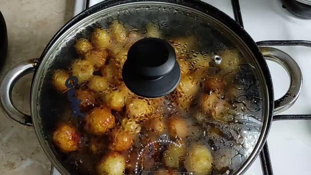 Мега Вкусная ??Молодая Картошка жареная в сметане с чесноком!?? Готовится за считанные минуты!❤️ смотреть онлайн