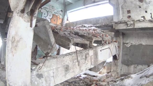 LiveStalk#28 ?Заброшенный молокозавод. г. Асбест? смотреть онлайн