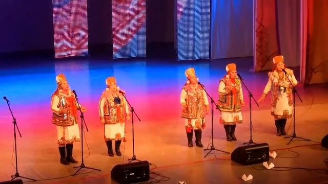 Шумбрат, Мордовия! - 2017 анс. "Шокшань ават" - "Вай, верьга, верьга" смотреть онлайн