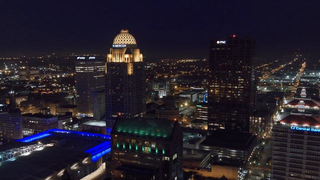 Louisville Nights with the EVO 2 Pro 6K Drone By Autel Robotics смотреть онлайн