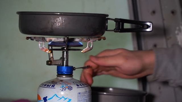 Сделали закусочную на колесах из автобуса, который купили на аукционе! смотреть онлайн