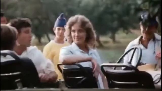 Каникулы Петрова и Васечкина - О рыцарях без страха и упрека смотреть онлайн