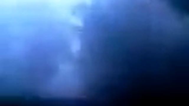 Призрак невесты на дороге Смотрите внимательно! Жуть! смотреть онлайн