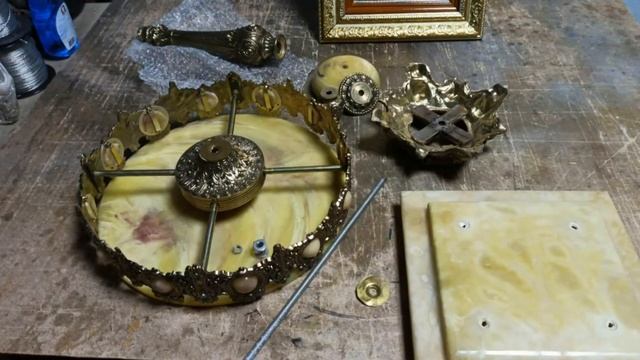 реставрация антикварного столика из бронзы с ониксом смотреть онлайн