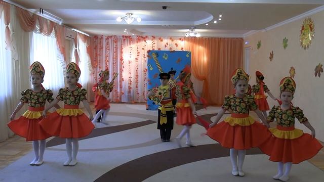 Вокально-хореографическая композиция "Чудо-балалайка" смотреть онлайн