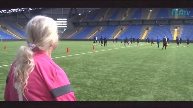 История одной болельщицы | Уникальная фанатка из Казахстана | 12-й игрок Астаны/бабушка 