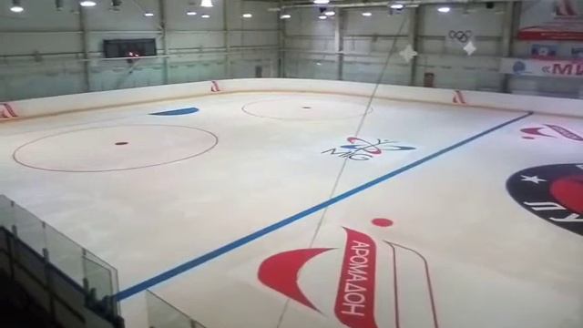 Ледовая арена в Луганске в ожидании заливки льда!!! смотреть онлайн