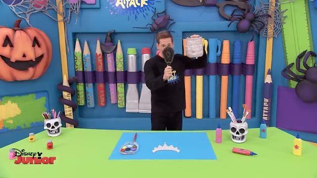 Art Attack! - Halloween - Trick or Treat Basket! - Disney Junior UK HD смотреть онлайн