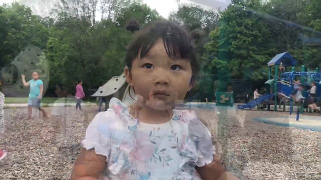 Hmong Wisdom : Vue Family Picnic & Kids Playing at Brown Deer Park Playground ( Hmong / Hmoob ) смотреть онлайн