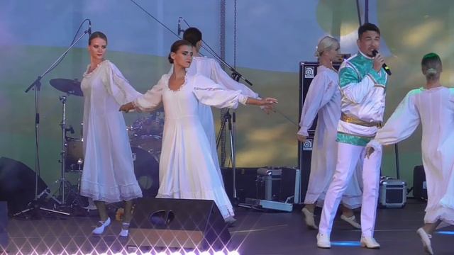 Калининградский театр эстрады "Очарована, околдована".mp4 смотреть онлайн