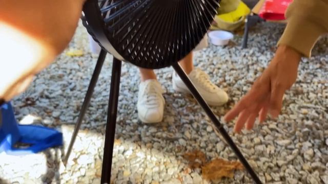 남의 텐트속 구경! 큰 쉘터와 침실이 구분된 캠핑세팅! 스노우피크 용품 많네요. смотреть онлайн