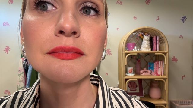 NEW! CHARLOTTE TILBURY AIRBRUSH FLAWLESS LIP BLUR // Review & 8 Hour Wear Test ! смотреть онлайн