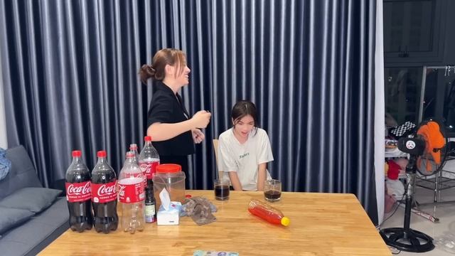 Tuyền Ơi Nôn Tháo Nôn Thúi Vì Cái Tội Ham Tiền Bé Ly Và Kim Ngân Cũng Thua Cuộc смотреть онлайн