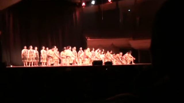 Koanga Festival in Poneke TE WHANAU A APANUI - HAKA смотреть онлайн