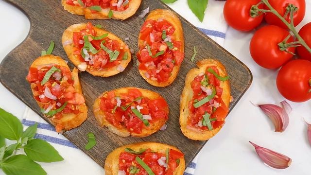 3 Summer Crostini Recipes | Easy Appetizers смотреть онлайн