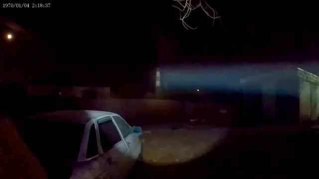 тест фонаря Manta Ray C8 Sst70 Vs Convoy M26C Sst40