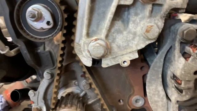 Ford S-max 2.0 TDCI Timing Belt And Waterpump Replacement (Engine Removed From Car) смотреть онлайн