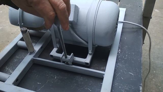 ДВА ВАРИАНТА УДАЛЕНИЯ РЖАВЧИНЫ С ПРОФТРУБЫ смотреть онлайн