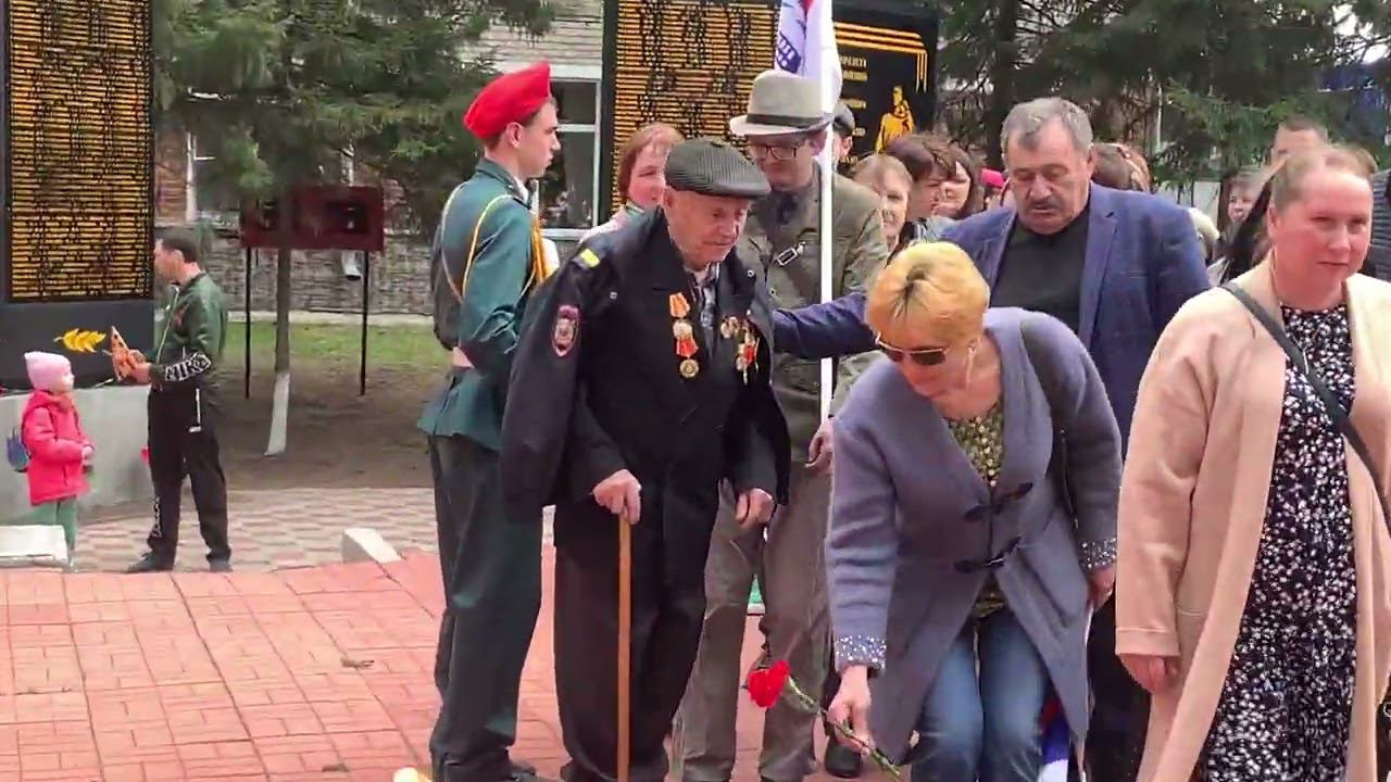 Возложение цветов к вечному огню 9 мая 2023 г. С.Северное ,НСО смотреть онлайн