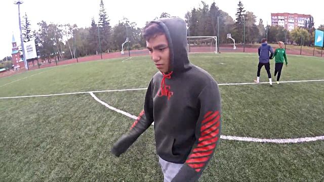 ПОБЕДИ И ПОЛУЧИ 500 РУБЛЕЙ! СЕКРЕТНЫЙ ВРАТАРЬ В ФУТБОЛЕ