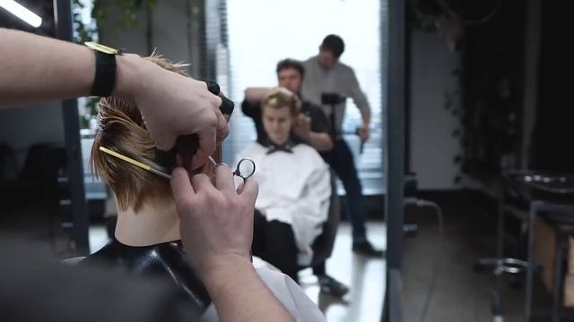 How to cut Round Graduation смотреть онлайн