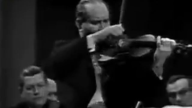 Shostakovich Violin Concerto 1 Op 99 (2/5)