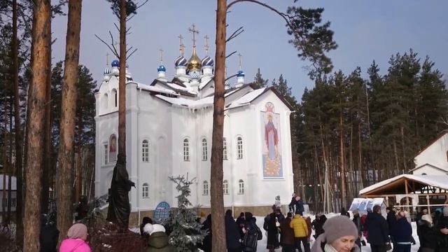 Спорительница Хлебов 7 марта и 8 марта 2021г- День Рождения Схиигумена Сергия (Романова) смотреть онлайн