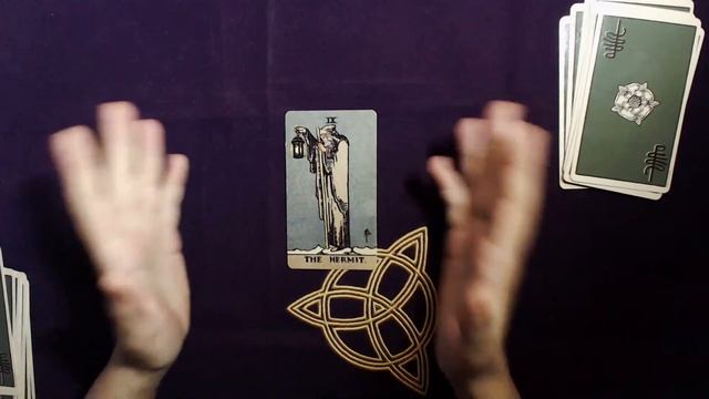 СТАРШИЕ АРКАНЫ ТАРО. ЗНАЧЕНИЯ. Гадание на каждый день. Выбор при помощи 22 карт. Обучение начинающи смотреть онлайн
