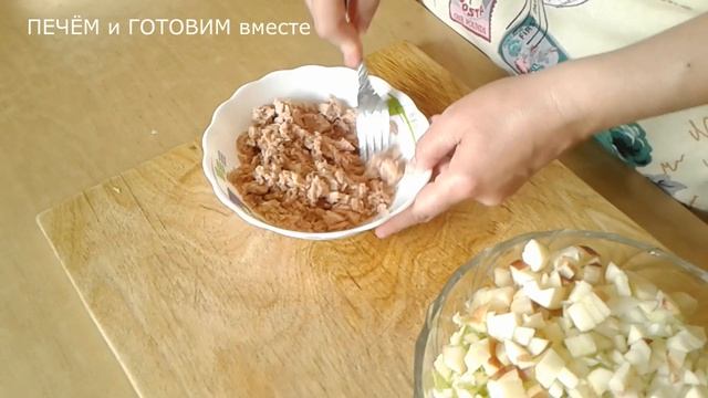 САЛАТ ИЗ ТУНЦА| НА КАЖДЫЙ ДЕНЬ| Для тех, кто худеет!| именно такой тунец нужно в салат. смотреть онлайн