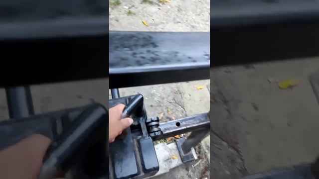 Очень интересный уличный тренажёр для жима лёжа. Инженерная "изюминка". смотреть онлайн