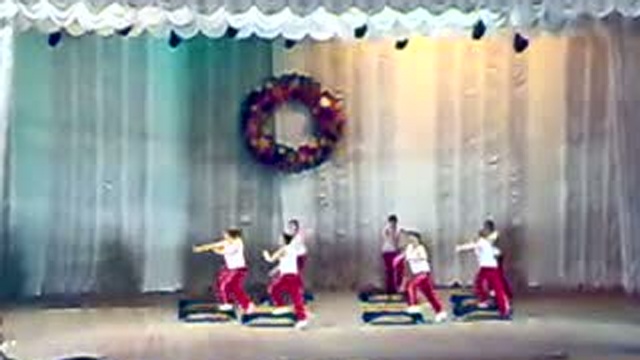 Аеробіка в ТНЕУ 2010 1 команда смотреть онлайн