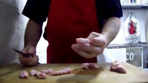 Нож в работе из стали CPM  3V как сравнение со сталью р6м5.