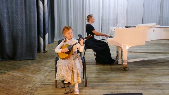 Антоненко Виктория, домра , 6 лет смотреть онлайн