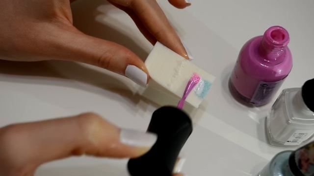 Как сделать маникюр "Градиент" в домашних условиях? (Gradient Nails) смотреть онлайн
