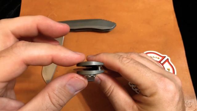 Spyderco Paysan C238 and Swayback C249 смотреть онлайн