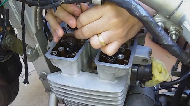 04 - CBX 250 Twister - Remover os comandos / Remoção dos comandos Twister e Tornado. смотреть онлайн