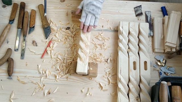 Резная ножка для табурета. Винтовая резьба./ A carved leg of a stool. Screw thread. смотреть онлайн