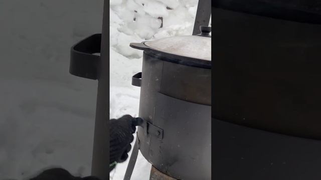 Печь под казан / главное диаметр посадочного места #печьдляказана смотреть онлайн