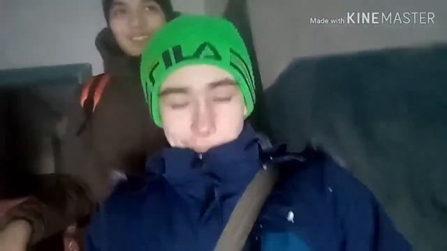 Залезли в заброшенный клуб. смотреть онлайн