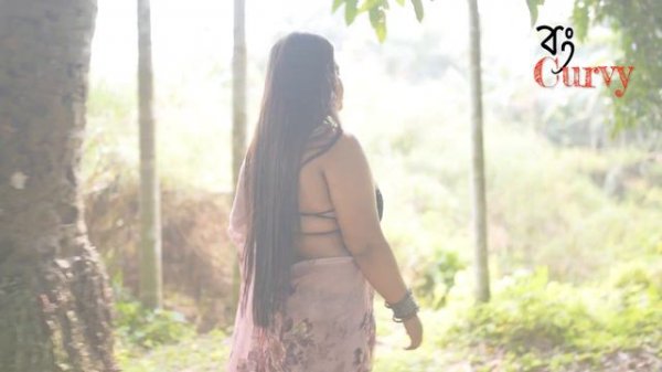 Curvy Model Sreetama With Coca Color Saree I Bong Curvy I Sareelover I 2024