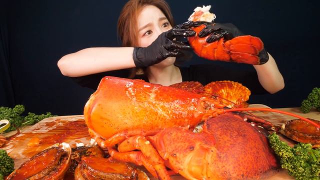 [Mukbang ASMR] 대형 랍스터 해물찜🦞Giant Lobster Spicy SeafoodBoil Abalone, Scallop Eatingshow Ssoyoung