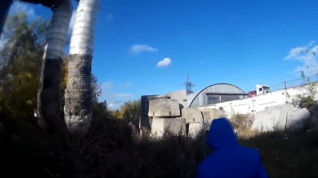 VLOG #1 Мы идём воровать...МЕДЬ! Ходим по трубам! Ищём дырку в заборе! смотреть онлайн