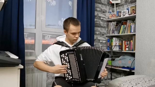 "Мотылек" (Б. Фиготин) на баяне смотреть онлайн