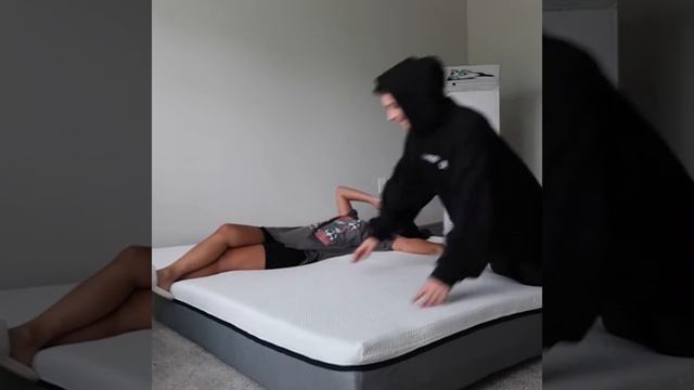 My Lull Experience x Aly Silverio | Mini Apartment Tour | Original Lull Mattress Unboxing + Review смотреть онлайн
