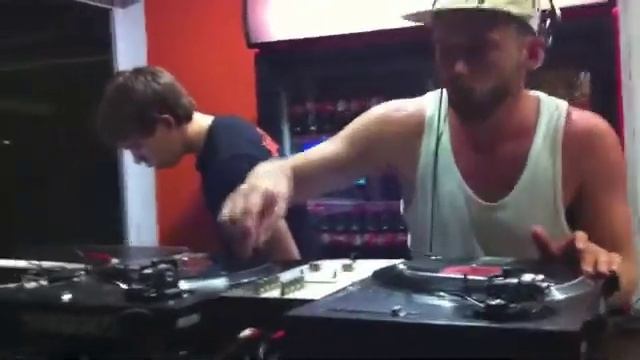 Groovy night Surfjazz Sady Morey Gelendzhik 23.06.2012 смотреть онлайн